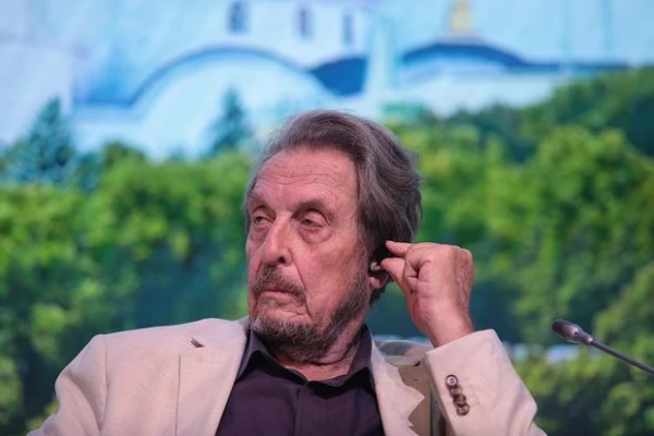 Изображение к статье: «Был бы рад гражданству России!» Отец Илона Маска объявил Москву лучшим городом на планете