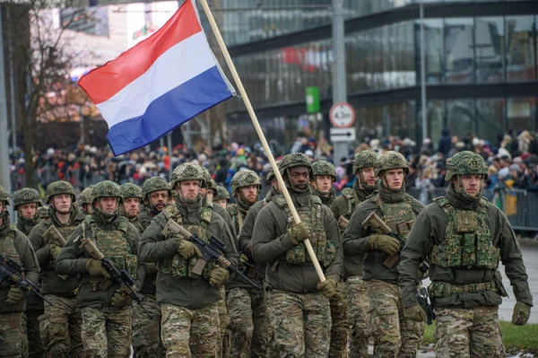 Изображение к статье: «Я имел в виду другое»: европейский министр открестился от угрозы стереть Москву с карты мира