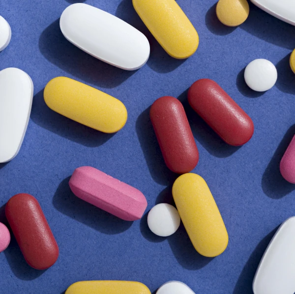 Изображение к статье: Почему нельзя пить обезболивающие каждый день: скрытые риски для организма