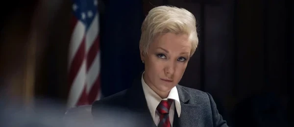 Изображение к статье: Артистка Дарья Мороз воплотила коварную американскую разведчицу.