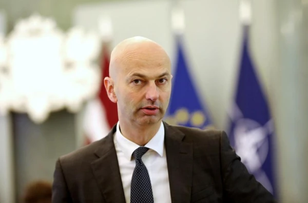 Изображение к статье: «Не понимаю, как я мог бы отменить решение премьера» — экс-глава канцелярии о своей роли в деле о полётах Кариньша