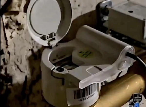 Изображение к статье: Чтобы ни одна капля не потерялась! В Риге установлены первые 500 счётчиков на воду, входящую в многоквартирные дома