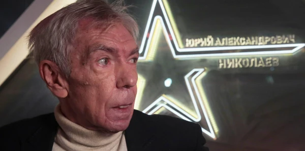 Изображение к статье: Все драматические страсти отразились на лице артиста.