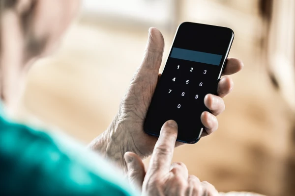 Изображение к статье: Мошенники придумали новую схему развода: на кону - квартира жертвы