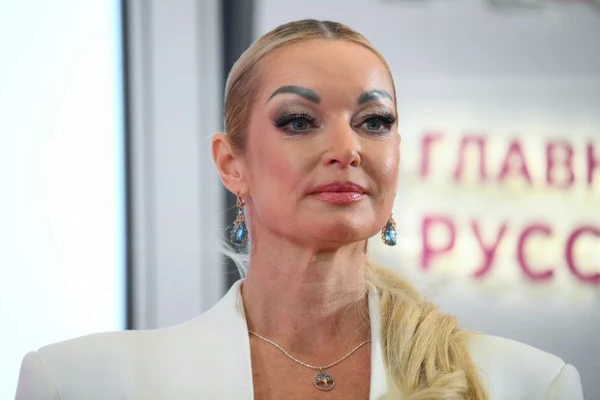 Изображение к статье: Волочкова обозвала своих конкурентов «проститутками»