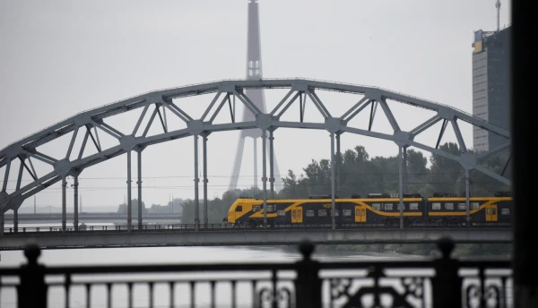 Изображение к статье: «Тупые некомпетентности»: сотни пассажиров Vivi высадили вечером «в поле» (дополнено - комментарий LDz)