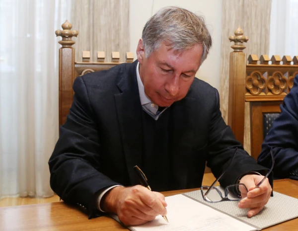 Изображение к статье: Адвокат Авена уверен в благоприятном решении суда по делу о санкциях