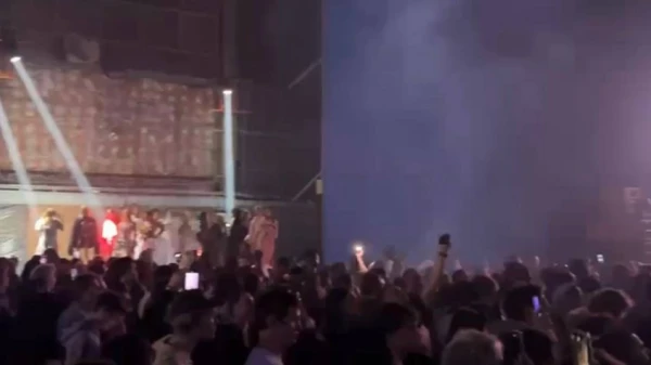 Изображение к статье: Некоторые посетители оставили красноречивые фотографии.