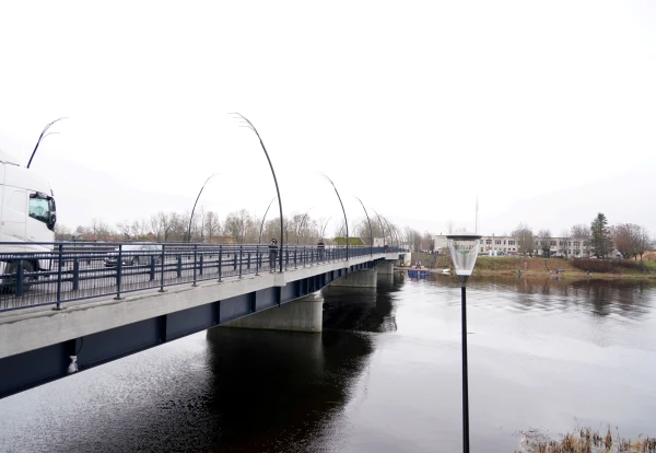 Изображение к статье: Теперь до Таллина недалеко: в Салацгриве открыт мост на шоссе Виа Балтика