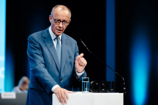 Изображение к статье: Мерц призвал Зеленского к энергичной борьбе с коррупцией