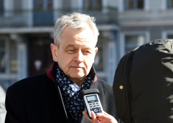 Изображение к статье: «Большая часть депутатов не получили  бы в бизнесе такой доход, как в Сейме» - эксперт