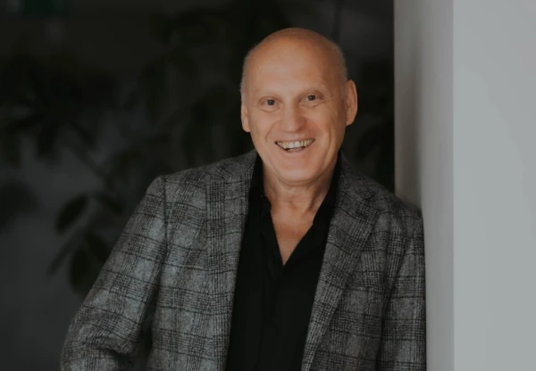 Изображение к статье: Роман Дьякон, основатель международной школы Premjers