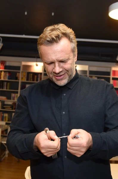 Изображение к статье: «Если будем наказывать за русский язык, они начнут любить нашу страну?»