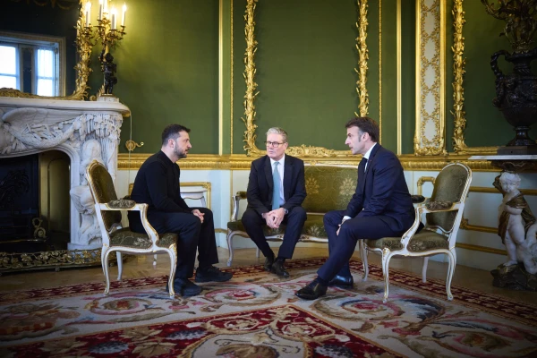 Изображение к статье: Зачем завтра Зеленский летит в Париж?