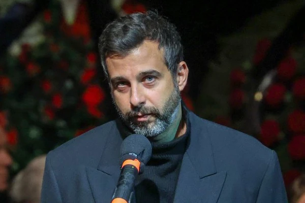 Изображение к статье: Хватит! Ургант запретил зрителям снимать на своем концерте в Европе