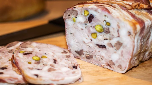 Изображение к статье: Справится и новичок:  готовим террин из курицы с кешью