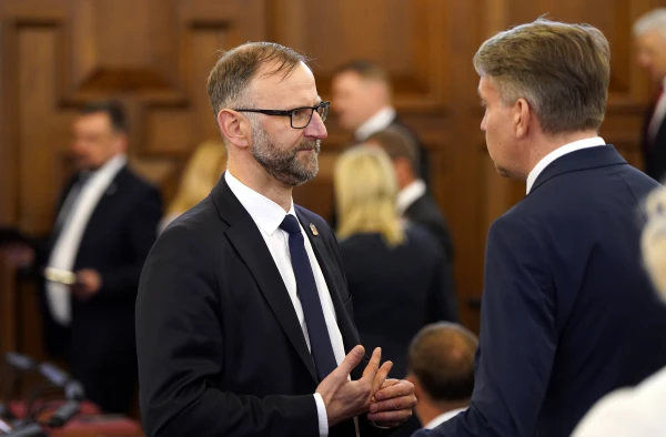 Изображение к статье: «Швинке пора уходить!» Экс-министр выступил с заявлением