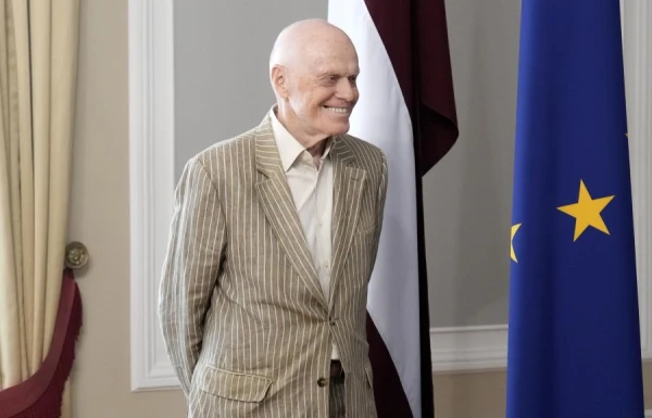 Изображение к статье: «Мы начали создавать бюрократию, которая сейчас перекормлена и разбухла» - экс-премьер Латвии