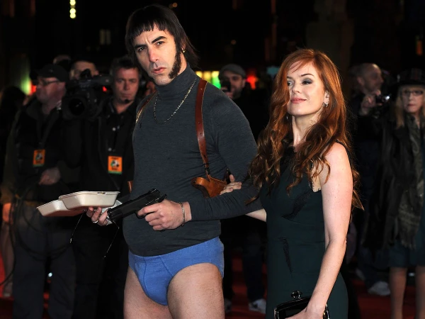 Изображение к статье: За годы брака мистер Коэн достал свою благоверную.