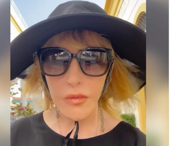 Изображение к статье: Женщина, которая уже не поет.