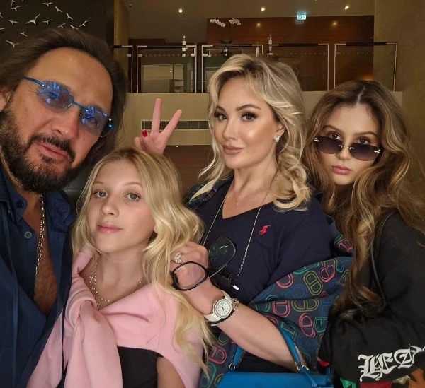 Изображение к статье: Девиз Станислава Владимировича - папа может.