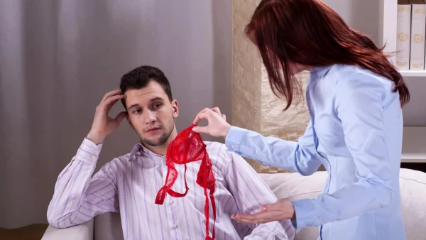 Изображение к статье: 6 мифов об изменах, опровергнутых наукой