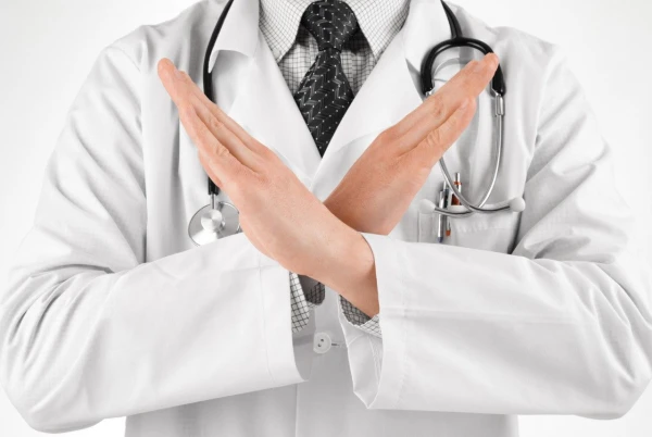 Изображение к статье: Принцип «лечим всех и от всего» отменен: новые правила в медицине Латвии