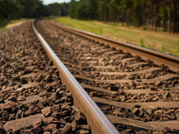 Изображение к статье: Премьер Латвии не решается в одиночку разобрать рельсы в Россию