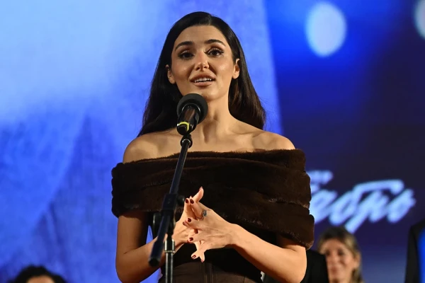 Изображение к статье: Теперь этой артистке точно не ехать на Незалежную.