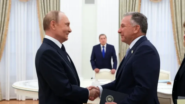 Изображение к статье: «Нужно продать это Украине и России». Что Трамп и другие говорят о прослушке разговора Уиткоффа с Ушаковым