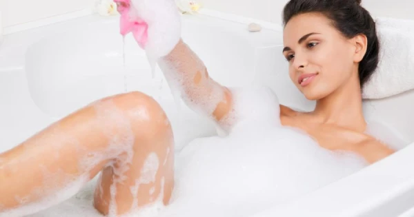 Изображение к статье: Действительно ли горячая ванна способствует снижению веса?