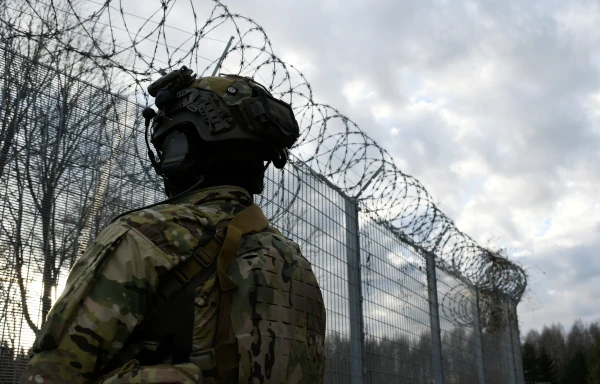 Изображение к статье: По соображениям безопасности в Латвию не впустили шестерых иностранцев