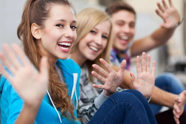 Сколько нужно здороваться с соседями, чтобы стать счастливым