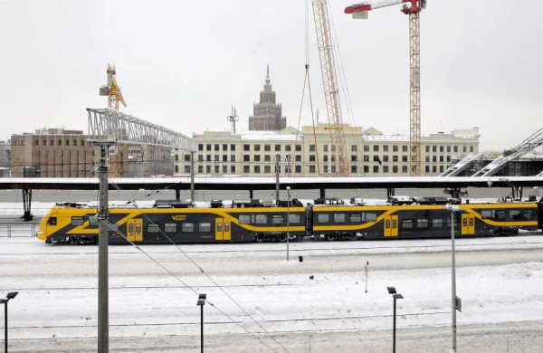 Изображение к статье: Из-за погоды опаздывают поезда на нескольких линиях