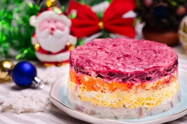 Изображение к статье: Селедка в центре шубы: 8 рекомендаций для идеального салата