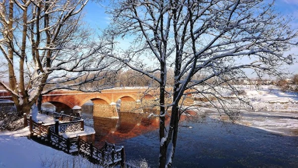 Изображение к статье: В Кулдиге начались съёмки исторического художественного фильма «Дикий, дикий Восток»