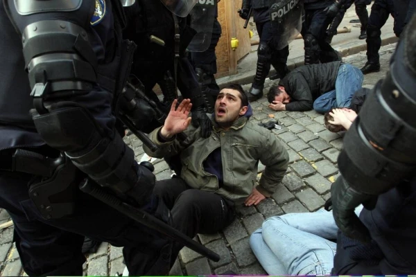 Изображение к статье: Хорватские силовики шутить не любят.