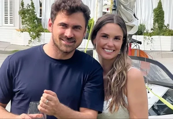 Изображение к статье: Агата Муцениеце и Петр Дранга стали родителями: первые дни с дочкой