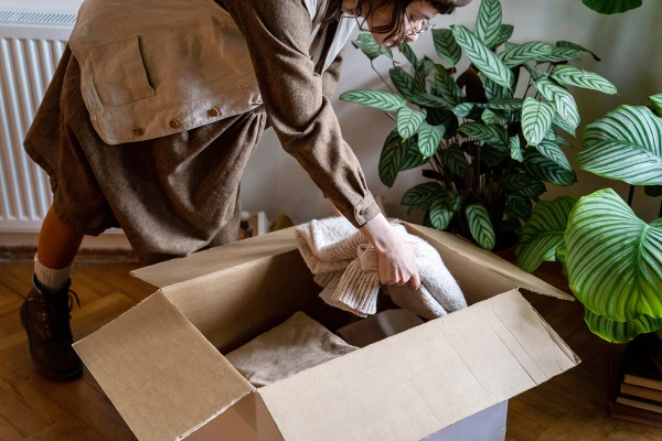 Изображение к статье: Почему мы не можем расстаться со старыми вещами и как с этим справиться