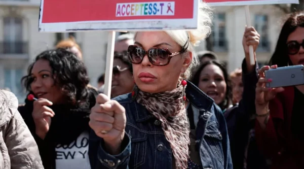 Изображение к статье: Акция протеста французских секс-работниц против законопроекта о криминализации клиентов.