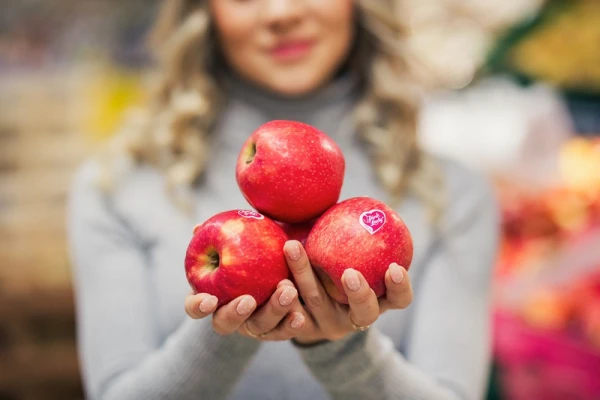 Яблоки от «Lidl»: вкусные и со смыслом!