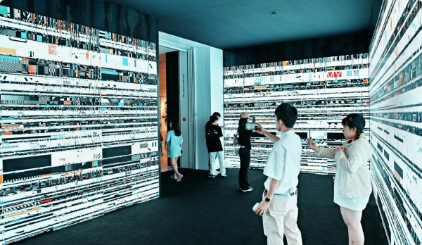 Изображение к статье: Сегодняшняя китайская реальность - оцифрованная.