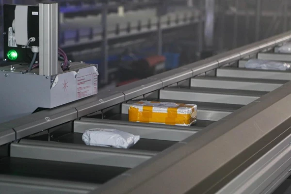 Изображение к статье: ЕС вводит сбор в 3 евро на дешёвые посылки из-за рубежа, в основном из Китая