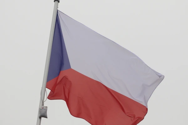 Изображение к статье: Новый премьер Чехии отказался вкладывать деньги в Украину