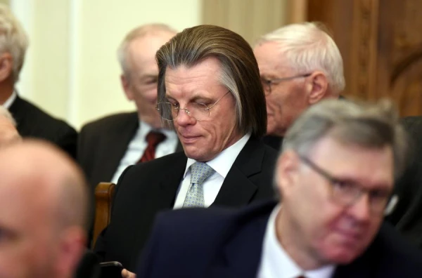 Изображение к статье: Если кому-то я нужен, известно, где меня можно найти - Репше признал ошибки прошлого