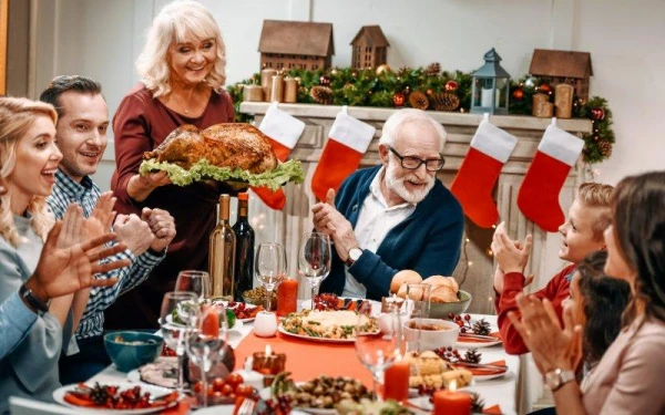 Изображение к статье: Трогательные традиции. Как Рождество отмечают в разных странах?