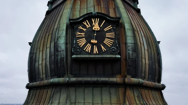 Ливонские, армянские, немецкие: еще идут старинные часы