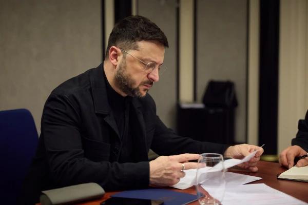 Изображение к статье: Украина не признает Донбасс территорией России - Зеленский