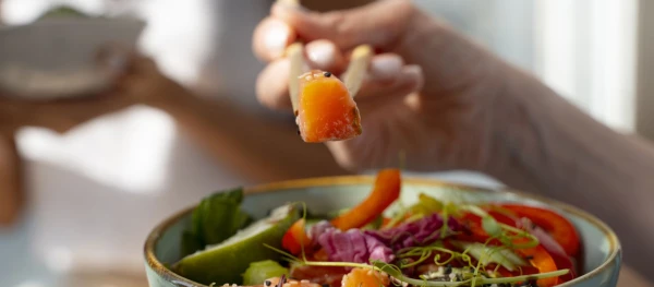 Изображение к статье: Привычки, которые помогают есть в удовольствие и не набирать вес