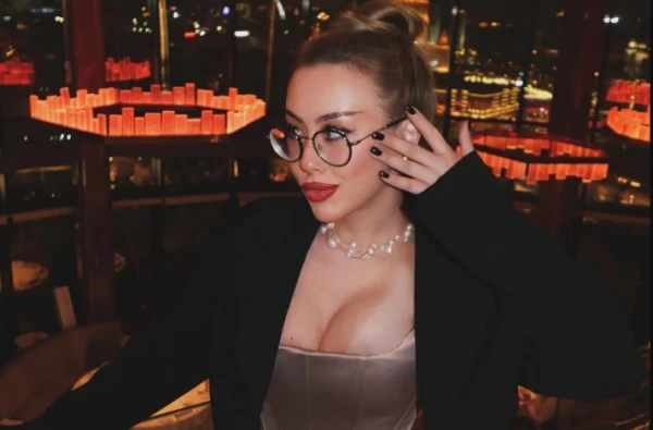 Изображение к статье: Хороша внучка.